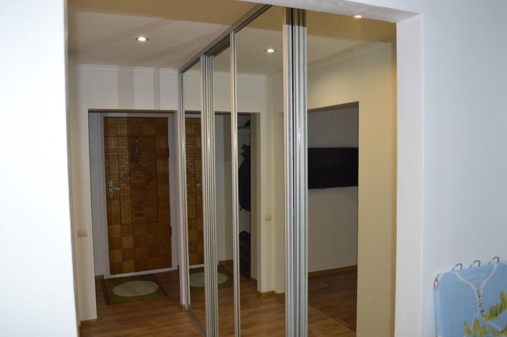 Apartment On Pribuzhskaya 2 Khmelʼnytsʼkyy Dış mekan fotoğraf